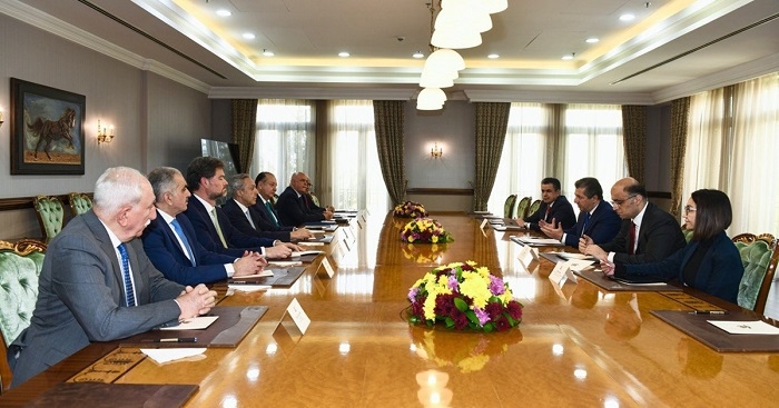 Prime Minister Barzani Hosts Banking Leaders to Discuss Economic Advancements