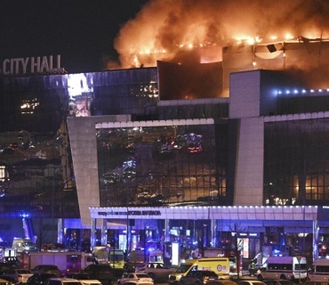 لەهێرشێکی چەکداری بۆ سەر هۆڵێکی کۆنسێرت، ژمارەیەک کوژراو و برینداری لێکەوتەوە