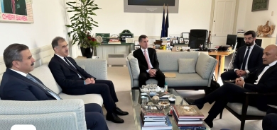 وفد حكومة إقليم كوردستان يجري سلسلة لقاءات بباريس