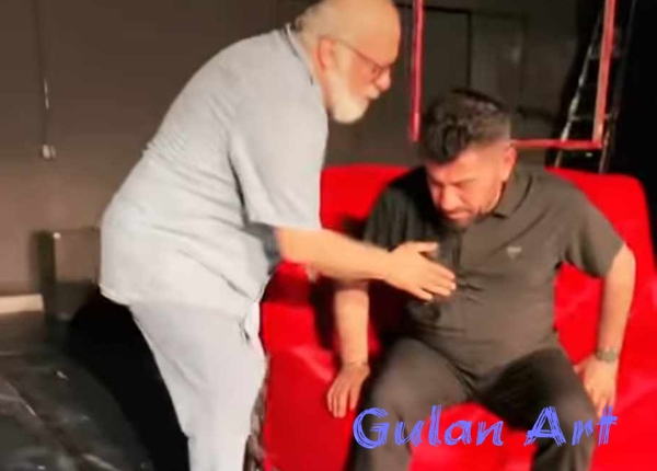 لە شاری هەولێر شانۆگەری(ئەوەم بەسەر هاتیە)نمایش دەكرێت