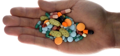 طبيب: تناول المضادات الحيوية باستمرار يُضعف المناعة