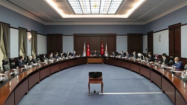 Erdogan 7 wezîran ji kar davêje