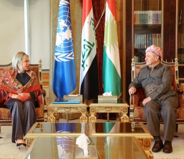 ســـــەرۆك بـــارزانـــی پێشوازی لە نوێنەری تایبەتی سكرتێری گشتی نەتەوە یەكگرتووەكان لە عێراق دەكات