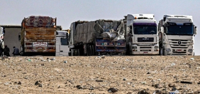 إسرائيل تسمح «مؤقتا» بوصول المساعدات إلى غزة عبر حدودها مع شمال القطاع