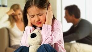 الطفولة القاسية تُعرّض الإناث لخطر السمنة