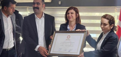 Hevserokên Şaredariya Bajarê Mezin a Amedê mazbata stand