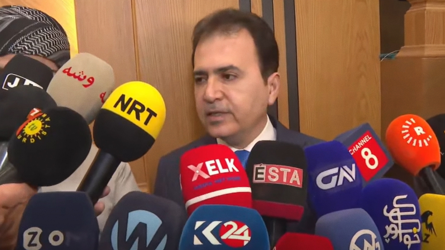 وزير: حل جزء من المشاكل بين اربيل وبغداد مما سيبني جسر الثقة ويعزز الاستقرار