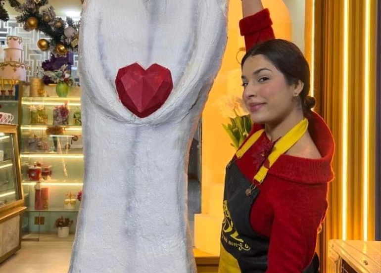 سارا نەقشبەندی:  هەوڵ دەدەم بە تیم كار بكەم و دەستی كار بۆ خانمان بكەمەوە