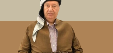 مـــاجــیــد مـــەنــــدەلاوی  ســـەرۆكی ڕێكخراوی ماڵی كوردی فەیلی بۆ گوڵان:     مەلا مستەفا بارزانی  بۆ كوردانی فەیلی فریادڕەس و سیمبولی ڕەتكردنەوەی زوڵم و داگیرگاری بوو