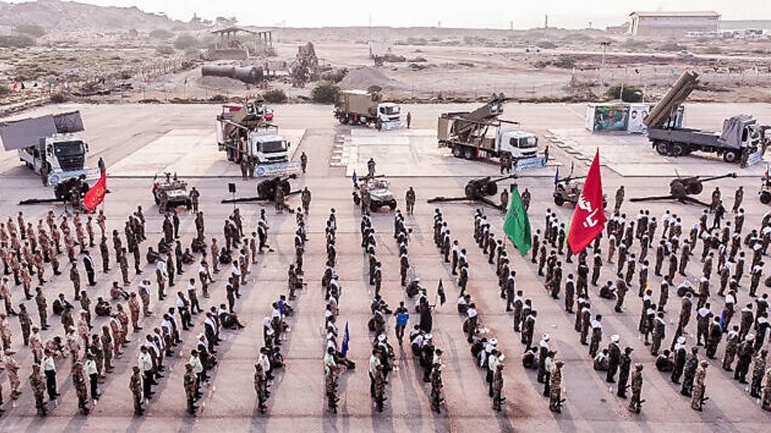 Îran cureyên moşek û dronên di êrîşa li ser Israîlê de hatine bikaranîn eşkere dike