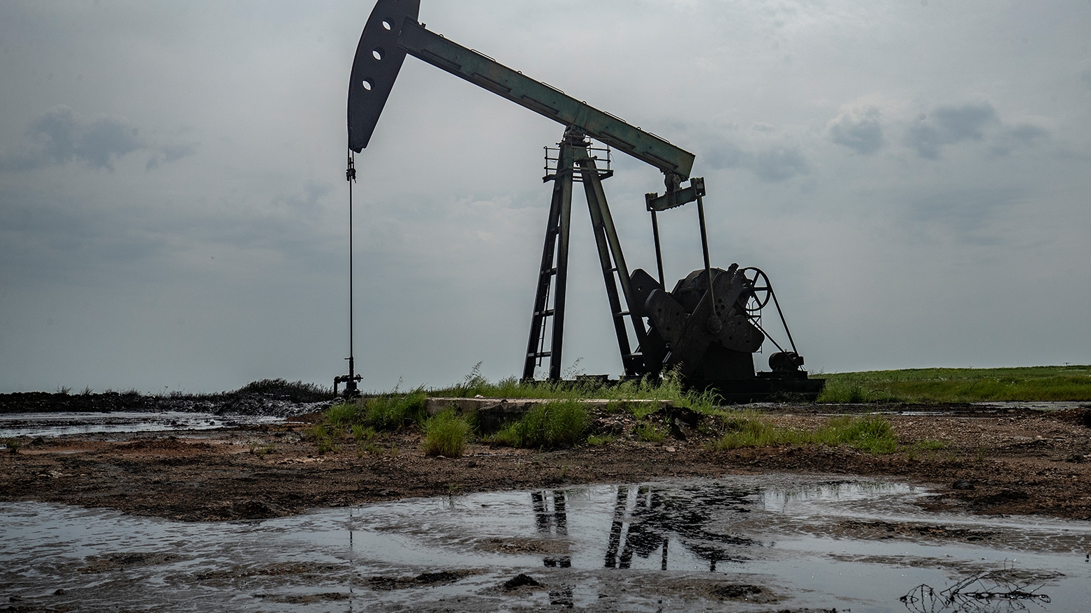 Sûriye.. Sektora enerjiyê di 10 salan de 93 milyar dolar zirar dîtiye