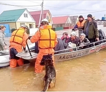 بەهۆی لافاو لە ڕووسیا زیاتر لە ١٥ هەزار خانوو ژێر ئاو کەوتن