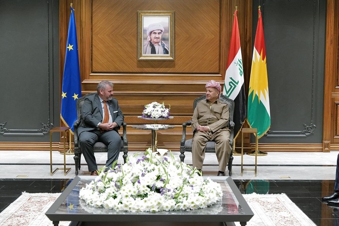 ســەرۆک بــــارزانـــی باسی گرنگیی دواخستنی هەڵبژاردن بۆ چەند مانگێک دەکات