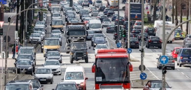 Hikûmeta Almanyayê zimanê kurdî li sîstema ajokariyê zêde kir