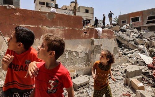 سزادانی چەند کەس و گروپێکی ئیسرائیلی لەلایەن یەکێتی ئەوروپاوە