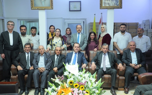 بـــــۆ پیرۆزبایی كردن لە ساڵیادی دەرچوونیدا، بەرپرسی بەشی ڕۆشنبیری و ڕاگەیاندن  سەردانی (گوڵان)ی كرد