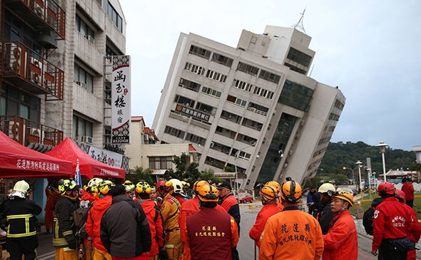 دوو بوومەلەرزەی یەک لە دوای یەک بە گوڕی ٦.١ و ٦ لە شاری هوالین لە تایوان ڕوویدا.