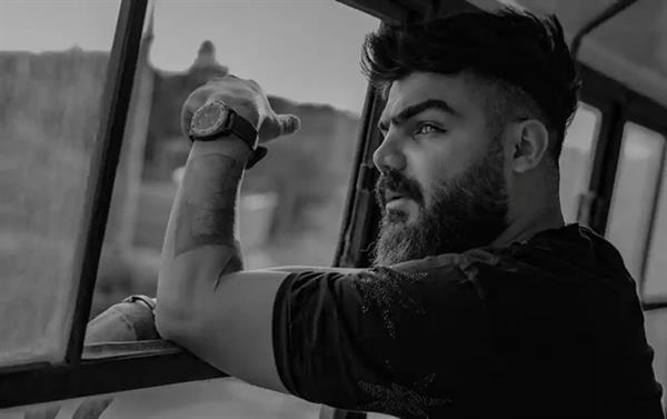 Hunermendekî Kurd hate ceza kirin