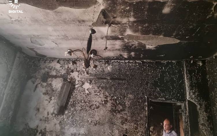 Grûpeke çekdar du nivîsgehên ENKSyê û Alaya Kurdistanê şewitandin