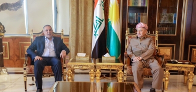 Serok Barzanî li gel Ehmed Menfî civiya