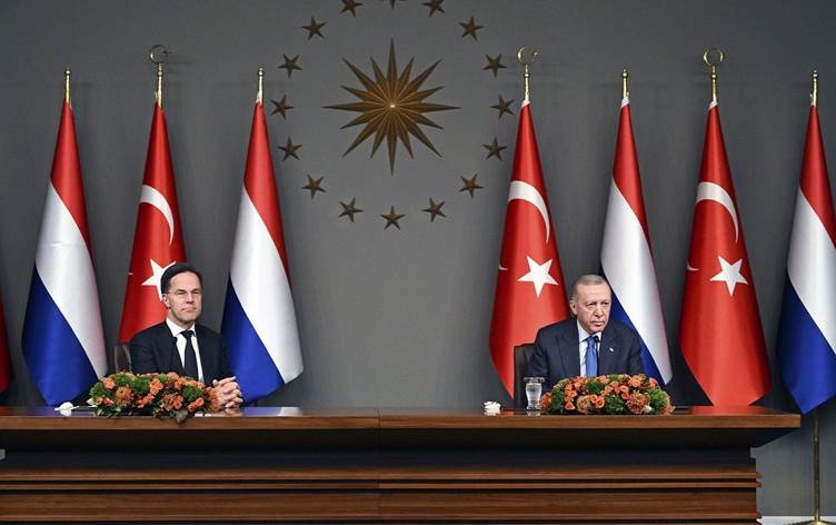 Erdogan û Rutte civiyan: Mijara sereke PKK bû