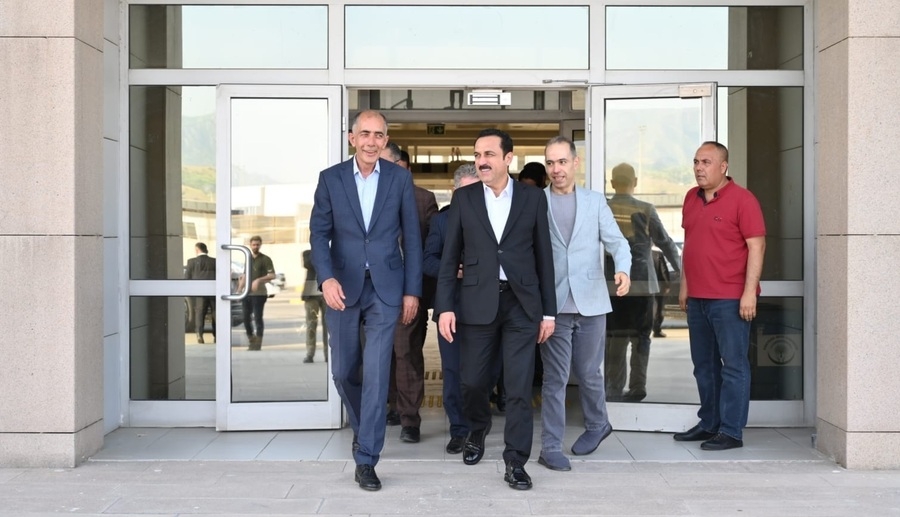 Waliyê Hewlêrê li Amedêye