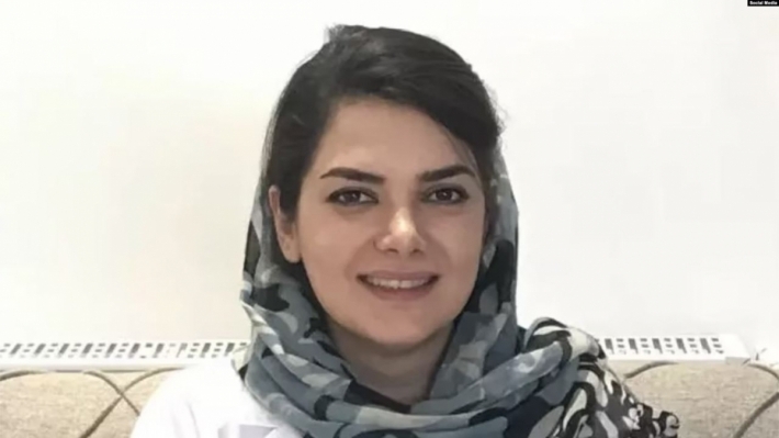 Li Îranê di şeva şahiyê de jineke bijîşk mir û tendurustiya 29 bijîşkan jî têk çû