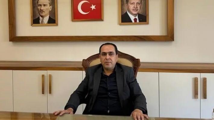 بسبب تدخلات PKK.. رئيس بلدية عن DEM يستقيل من حزبه