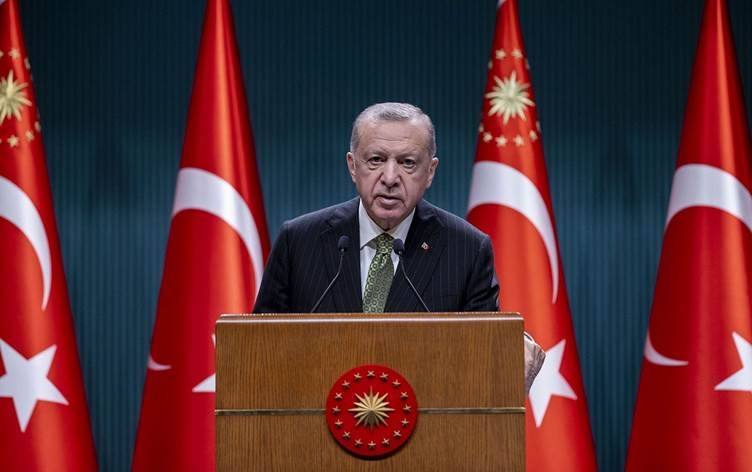 Erdogan piştî civîna bi Ozel re di siyasetê de peyama nermbûnê da