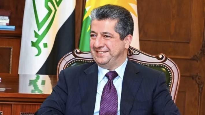 Serokwezîr Mesrûr Barzanî 1200 laptop û data show ji mamosteyên rahêner re dabîn kirin