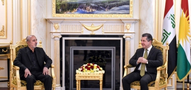 رئيس حكومة إقليم كوردستان يستقبل لجنة الشهداء والضحايا والسجناء السياسيين في البرلمان العراقي