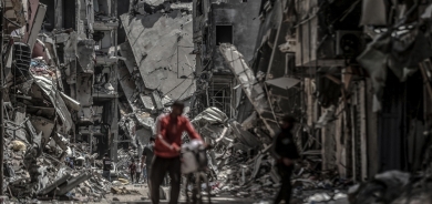 ژمارەی قوربانیانی هێرشەکانی ئیسرائیل بۆ سەر غەززە گەیشتە ٣٤ هەزار و ٧٣٥ کەس