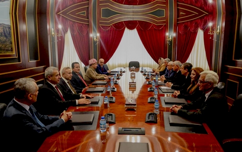 ســــەرۆك مــەسـعــود بـــارزانـــی، پێشوازیی لە دەستەی سەرۆكایەتیی ئەنجوومەنی نیشتمانیی كورد لە سووریا (ئەنەكەسە) كرد.