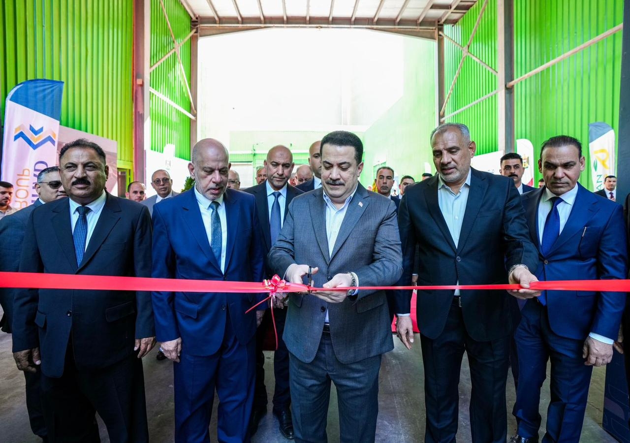 رئيس مجلس الوزراء  يطلق العمل في مشروع مطاحن الاتحاد في بابل، ويفتتح مشروع توسعة مصنع إنتاج السكر