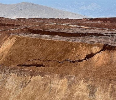 بەهۆی بارانبارینی بەخوڕ و ڕووچوونی زەوی لە باشووری ڕۆژئاوای ئۆگاندا 13 کەس گیانیان لەدەستدا.