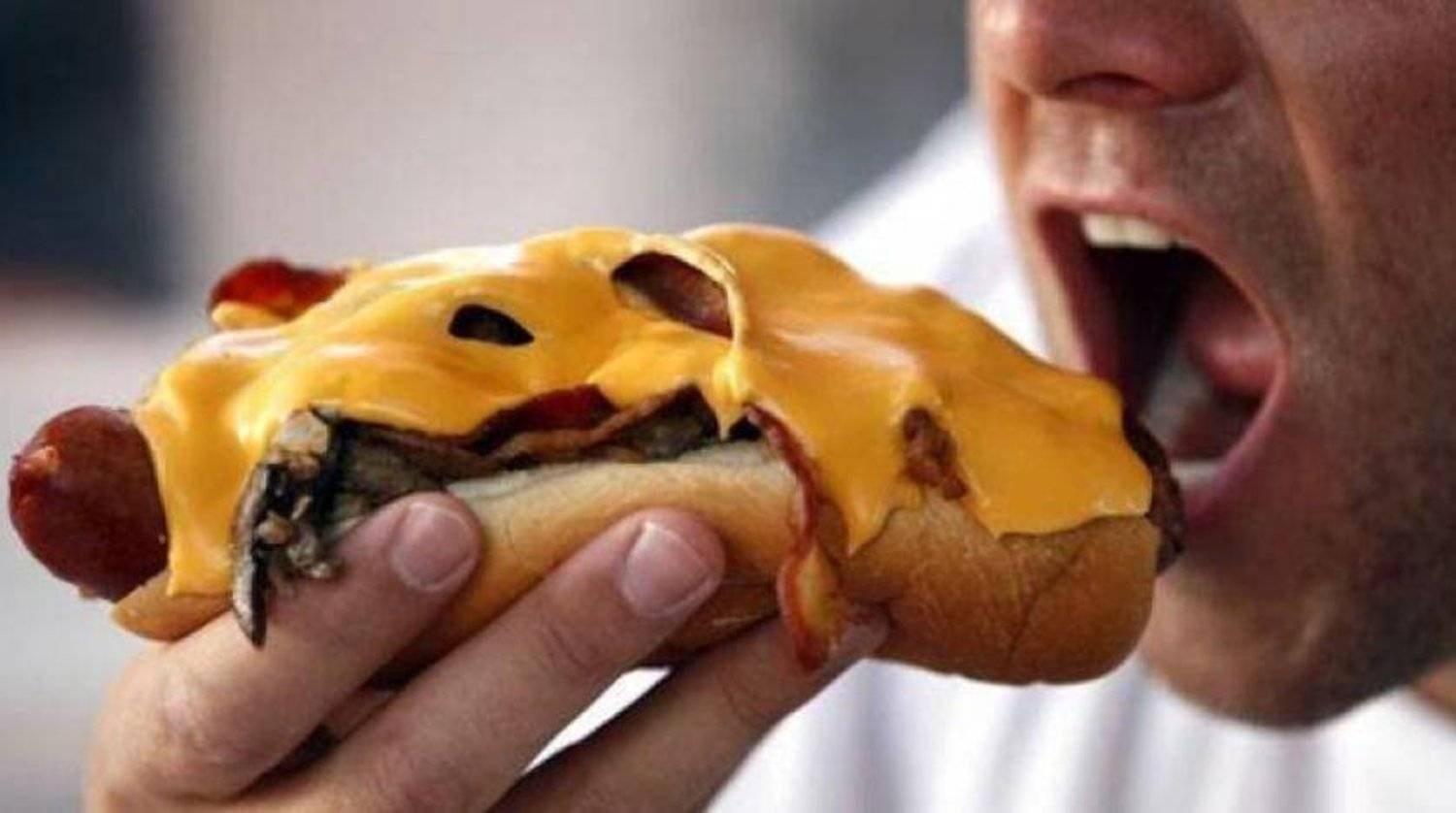 تعرف على الأطعمة فائقة المعالجة الأكثر ضرراً على صحتك