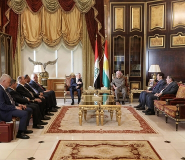 ســـــەرۆك بارزانی پێشوازی لە شاندێكی ناوەندی فەڕەنسی بۆ توێژینەوە لەسەر عێراق دەكات