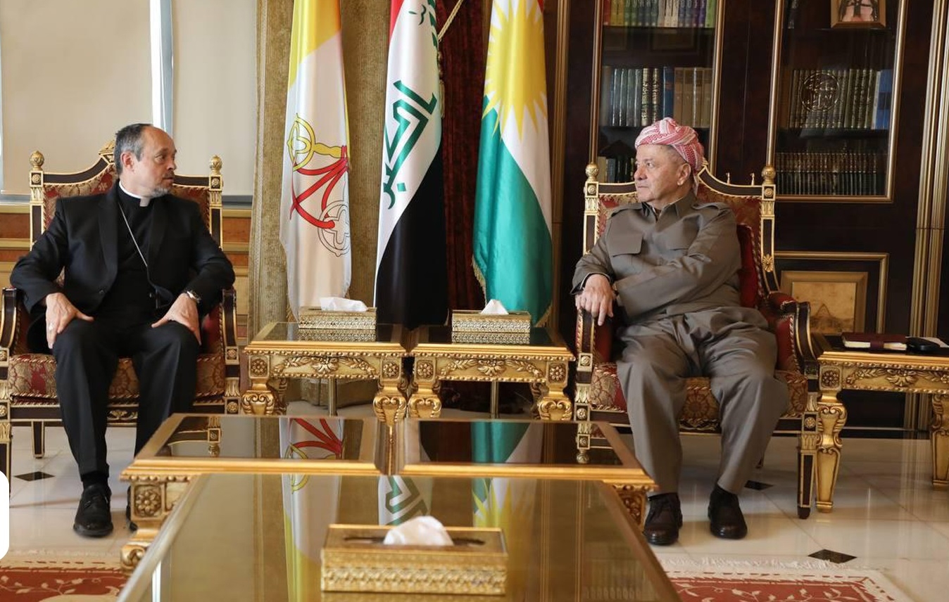 الرئيس بارزاني يستقبل سفير الفاتيكان في العراق