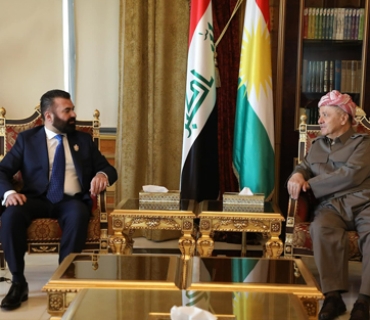 ســـــەرۆک بــــارزانــــی پێشوازی لە بەڕێز سەرباز بەرزنجی ئەندامی ئەنجوومەنی لەندەن لامبس دەکات