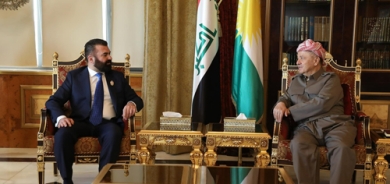 ســـــەرۆک بــــارزانــــی پێشوازی لە بەڕێز سەرباز بەرزنجی ئەندامی ئەنجوومەنی لەندەن لامبس دەکات