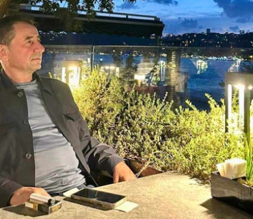 هەمیشە متمانەت بە خۆت هەبێت