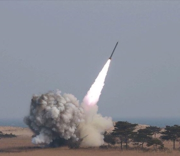 کۆریای باکوور مووشەکێکی بالیستیکی تاکتیکی بە تەکنەلۆژیای نوێ تاقیکردەوە