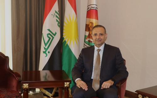 دڵـــشـــاد شـــەهـــاب  وتەبێژی سەرۆكایەتیی هەرێمی كوردستان بۆ گوڵان:     سەرۆكایەتیی هەرێمی كوردستان چەتری كۆكەرەوەی هەمووانە و بە سوپاسەوە لایەنە سیاسییەكانیش بەدەنگەوەهاتنی باشیان هەبووە