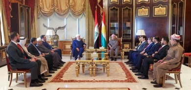 Serok Barzanî li gel şandeke zanayên olî civiya