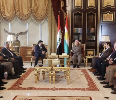 ســـەرۆک بـــارزانـــی پێشوازی لە شاندێکی باڵای حزبی دەعوەی تەنزیمی عێراق کرد