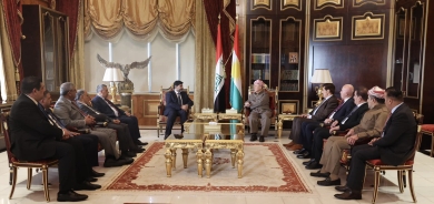 ســـەرۆک بـــارزانـــی پێشوازی لە شاندێکی باڵای حزبی دەعوەی تەنزیمی عێراق کرد