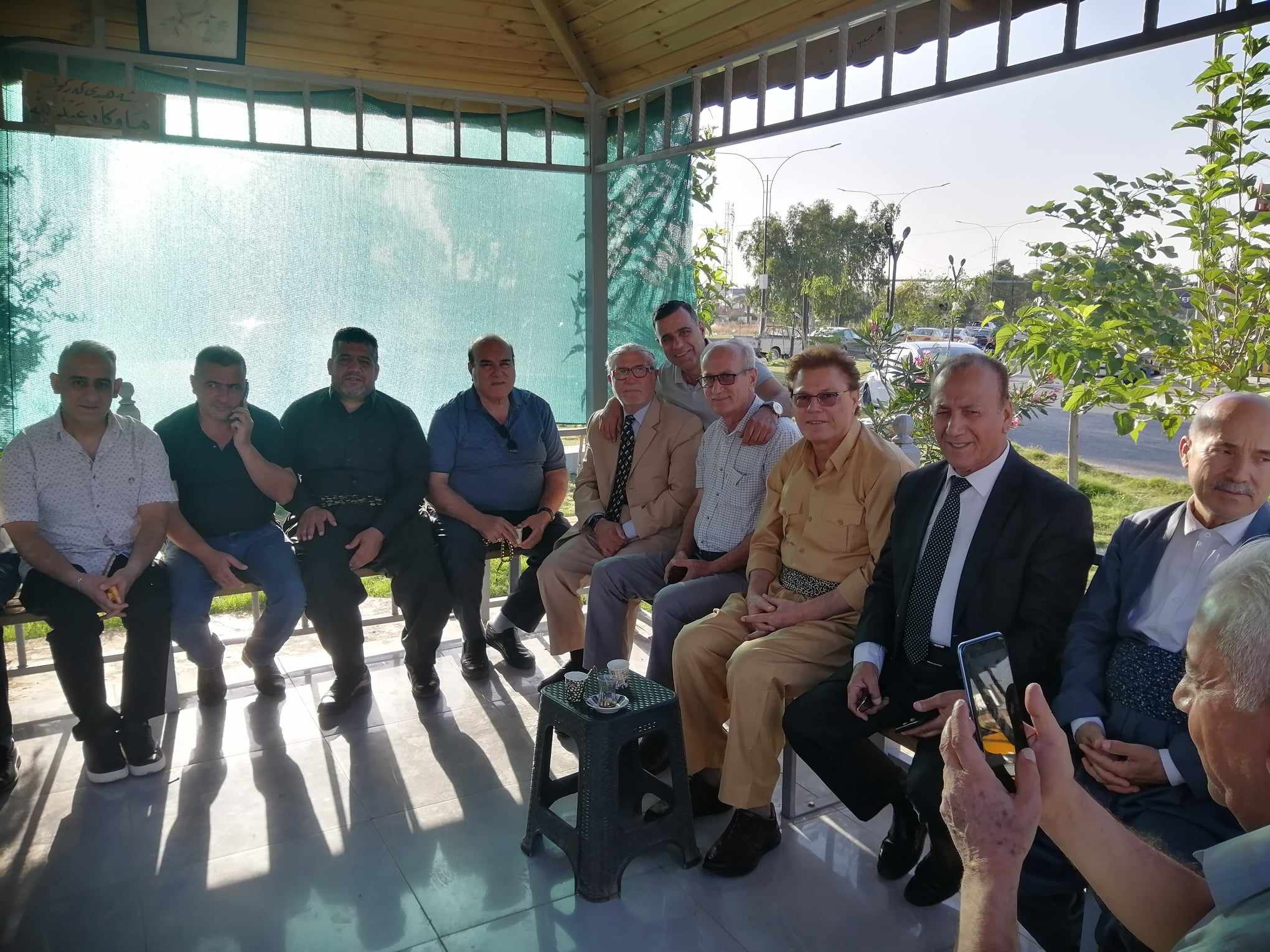 (حديقة هاوكار)  ملتقى النخب في كركوك