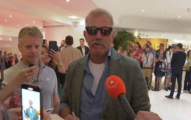 Kevin Costner ji Rûdawê re got: Piştî 10 salan zarokên xwe bibin bila fîlma min bibînin