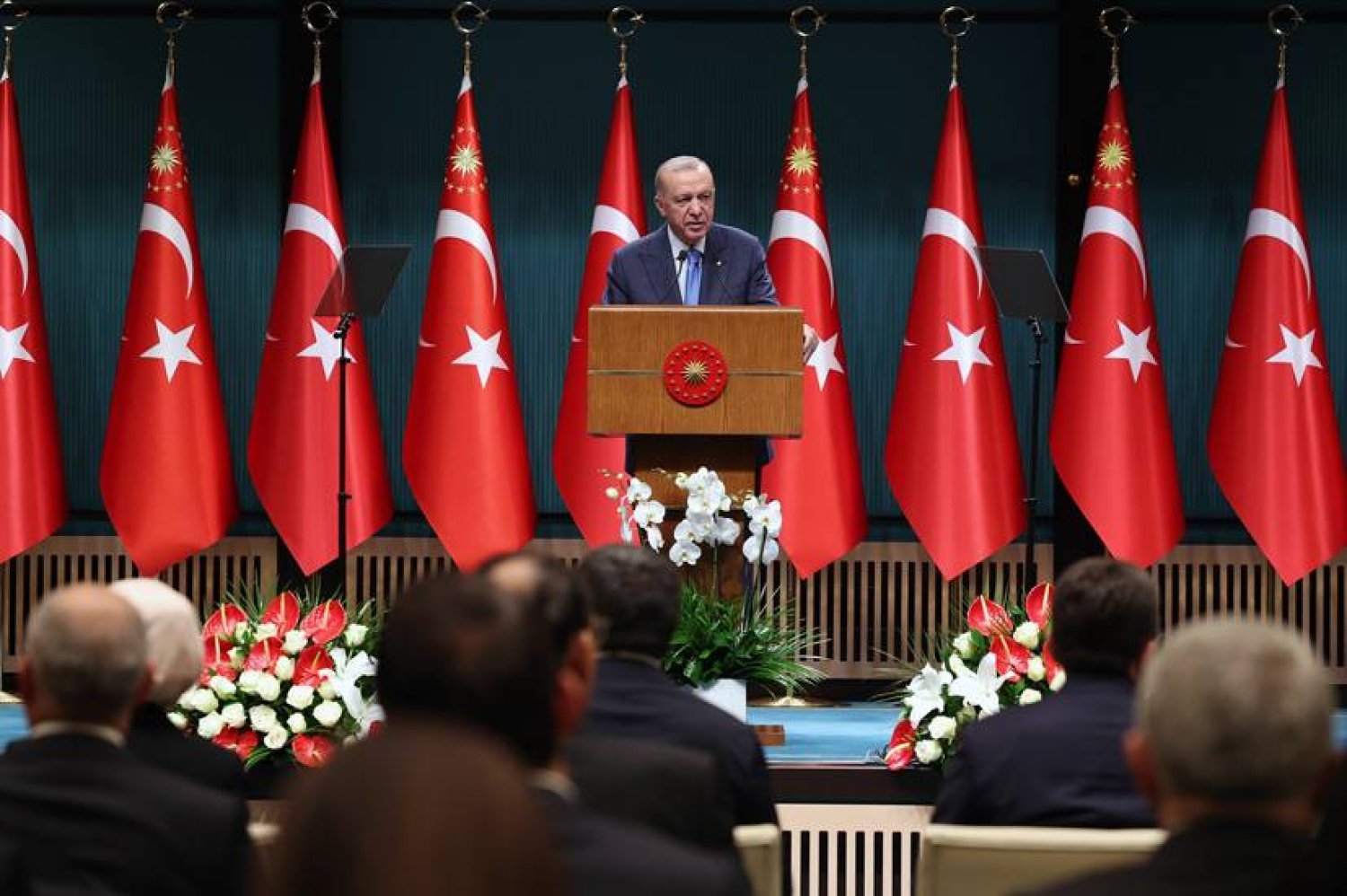 إردوغان ينقل صلاحيات إعلان التعبئة والحرب إلى نفسه
