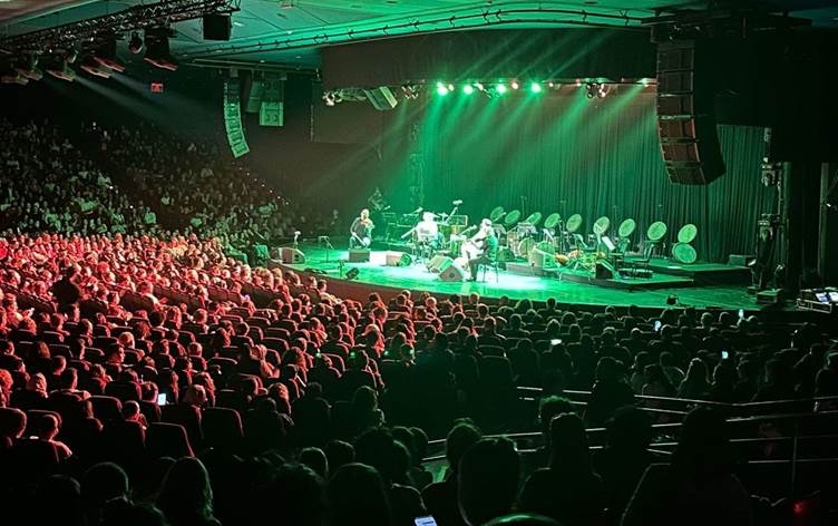 Metîn-Kemal Kahraman ji bo Demîrtaş û Yuksekdagê stran